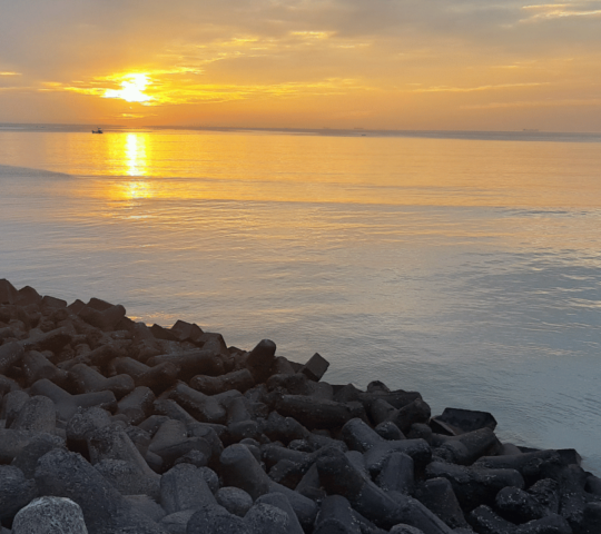 Rock Beach, Versova, Mumbai