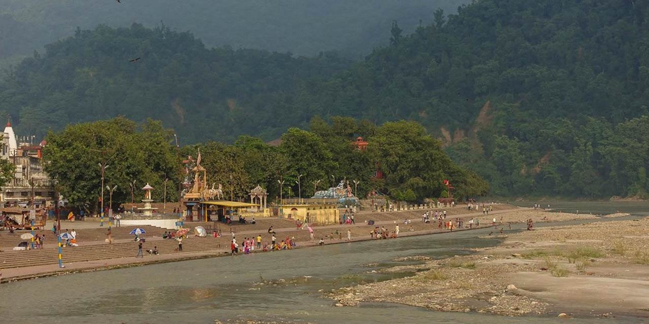 Triveni Ghat Rishikesh sceneloc8.com