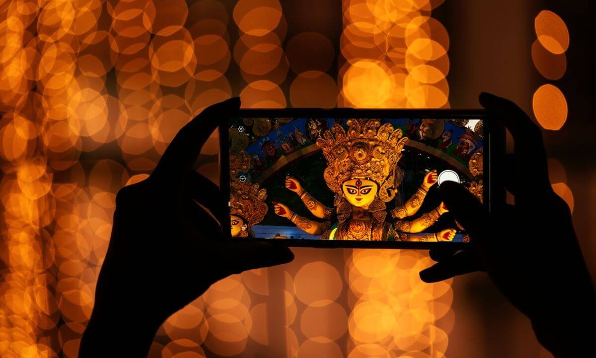 Top 10 Durga Puja Pandals in India: A Vlogger’s Guide for Stunning Content Creation