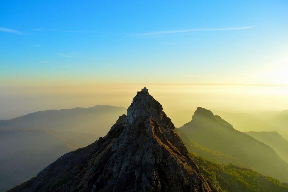 Girnar Hills sceneloc8.com