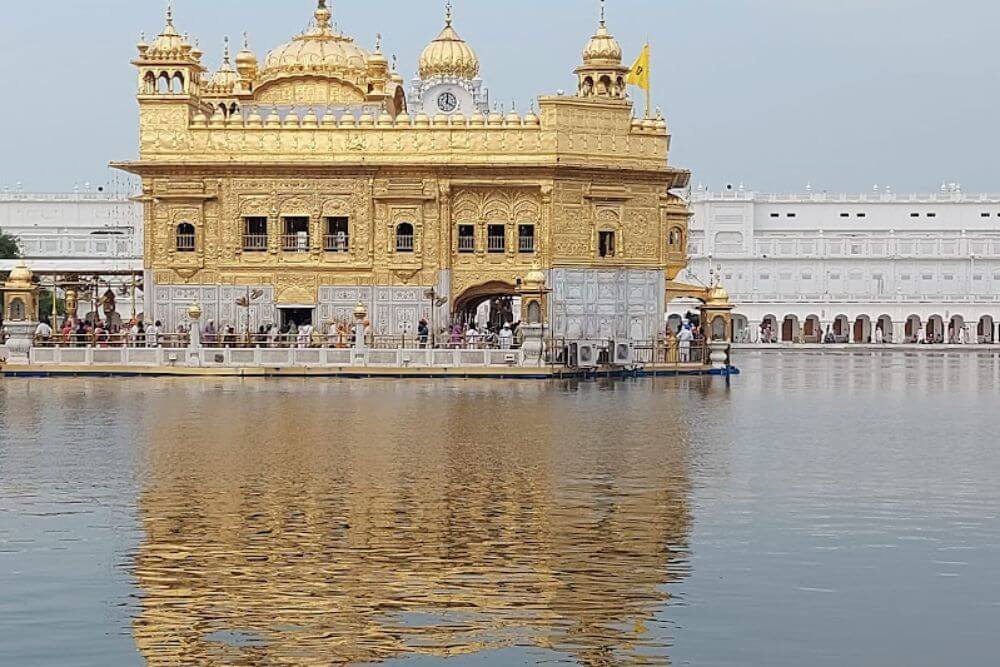 Golden Temple sceneloc8.com