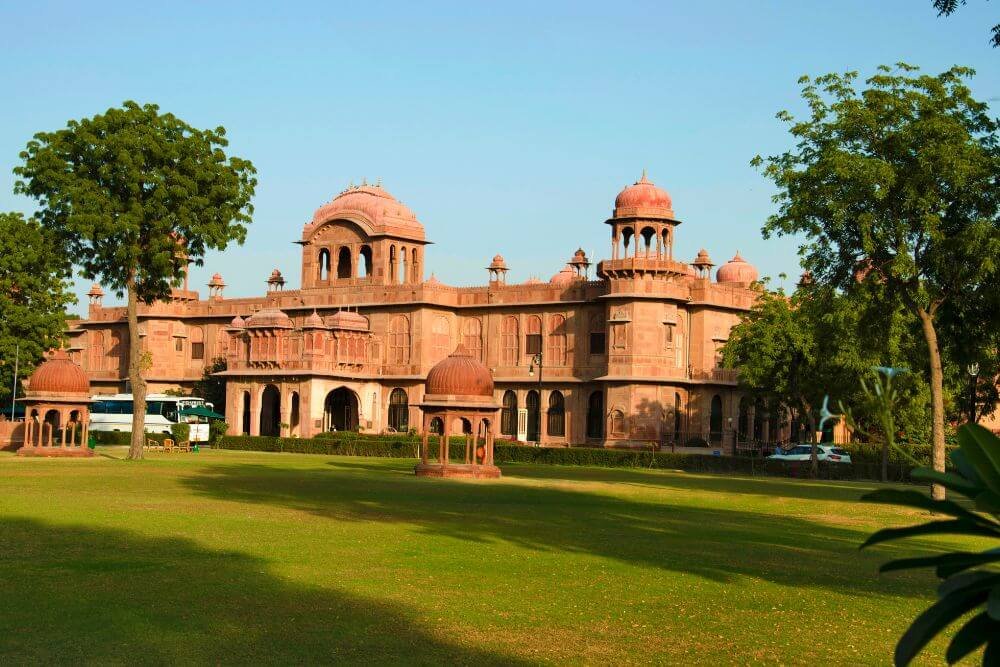 Lalgarh Palace sceneloc8.com