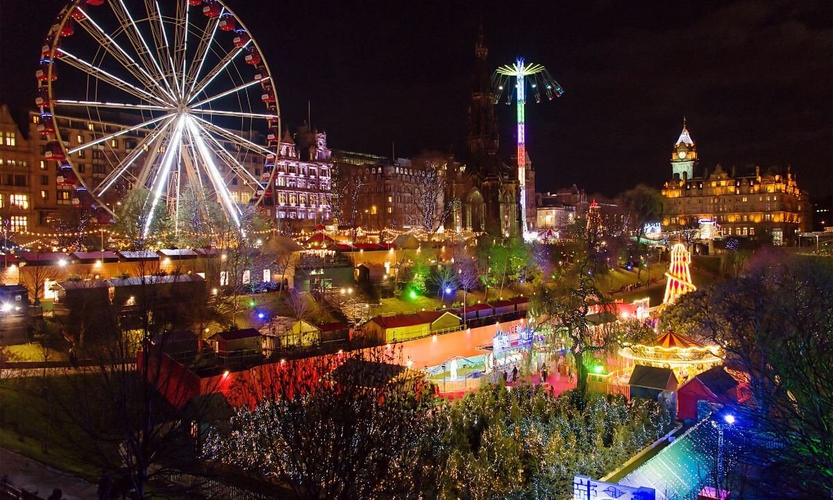 Capture Edinburgh’s Hogmanay: Best Locations for New Year’s Eve