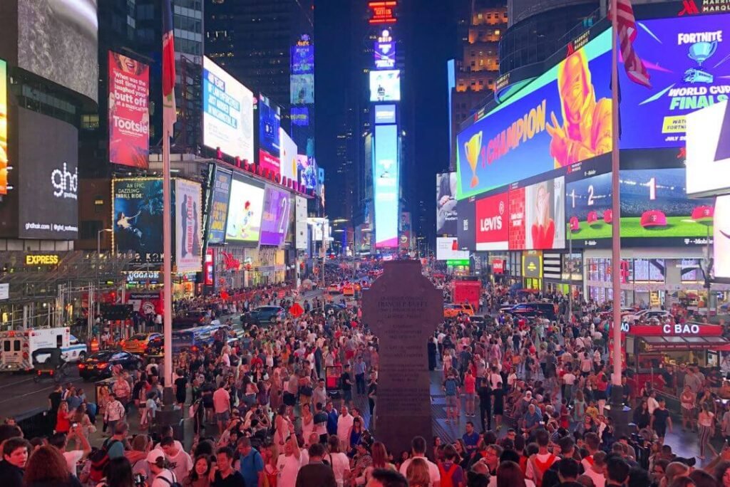 Experience New Year’s Eve Magic at Times Square NYC