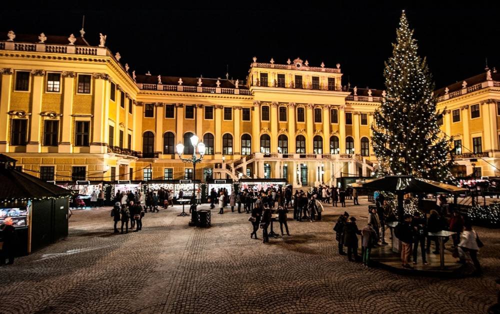 Schönbrunn Palace sceneloc8.com