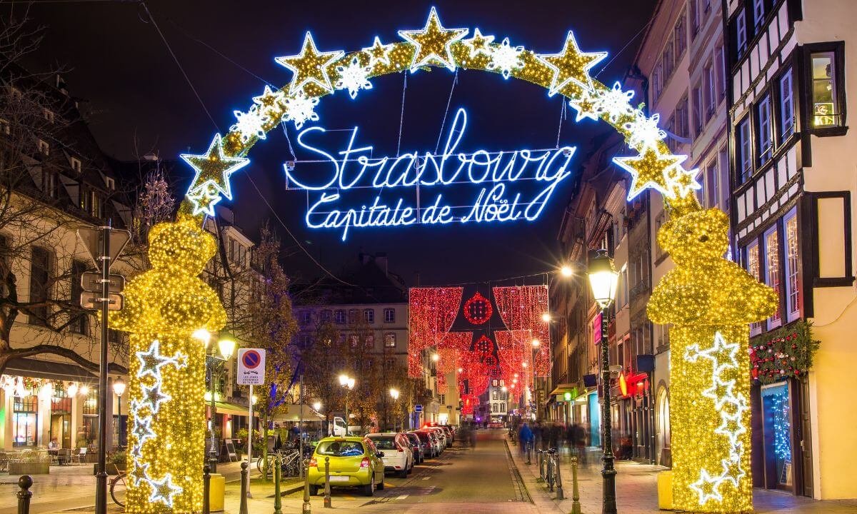 Strasbourg the Capital of Christmas sceneloc8.com