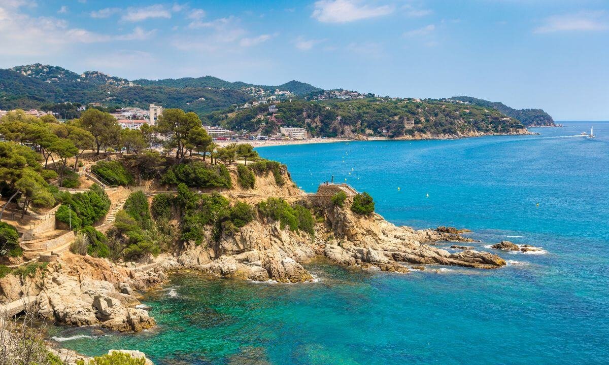 Celebrate Christmas in Costa Brava’s Scenic Towns