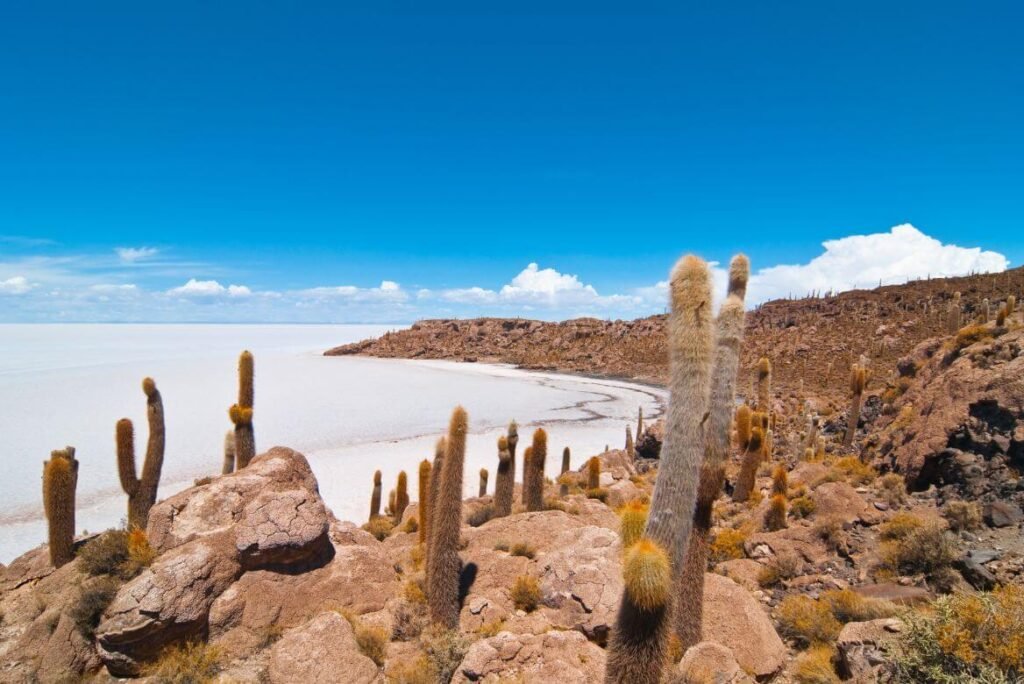 Unique and Romantic Pre-Wedding Shoot Locations in Salar de Uyuni, Bolivia