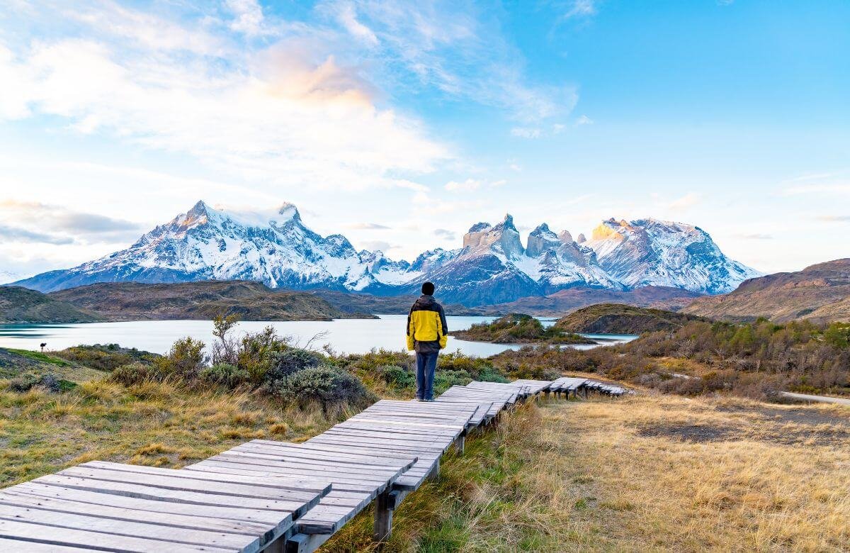 Capturing Serenity: Green Spaces for a Mindful and Nature-Centric Photoshoot in Torres del Paine National Park, Chile