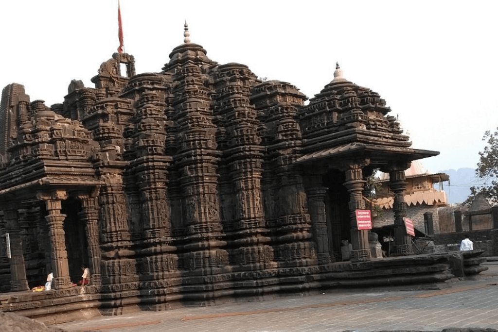 5 Shiv Temples to Visit in Mumbai on Mahashivratri 2025