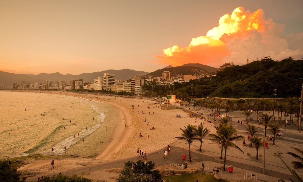 A Vlogger’s Guide to Rio’s Most Colorful Neighborhoods