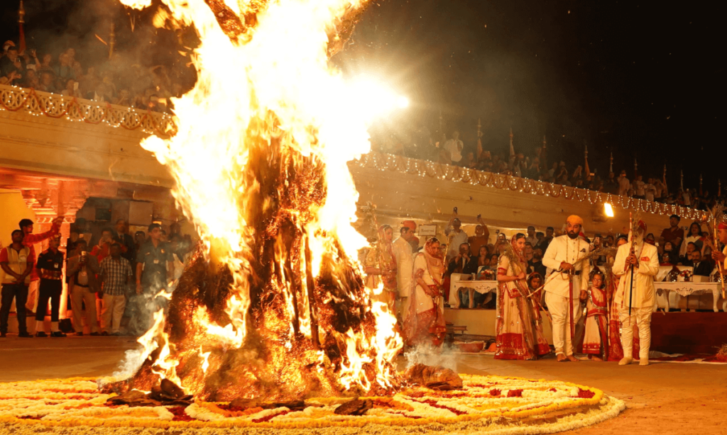 Udaipur, Rajasthan – Royal Holika Dahan