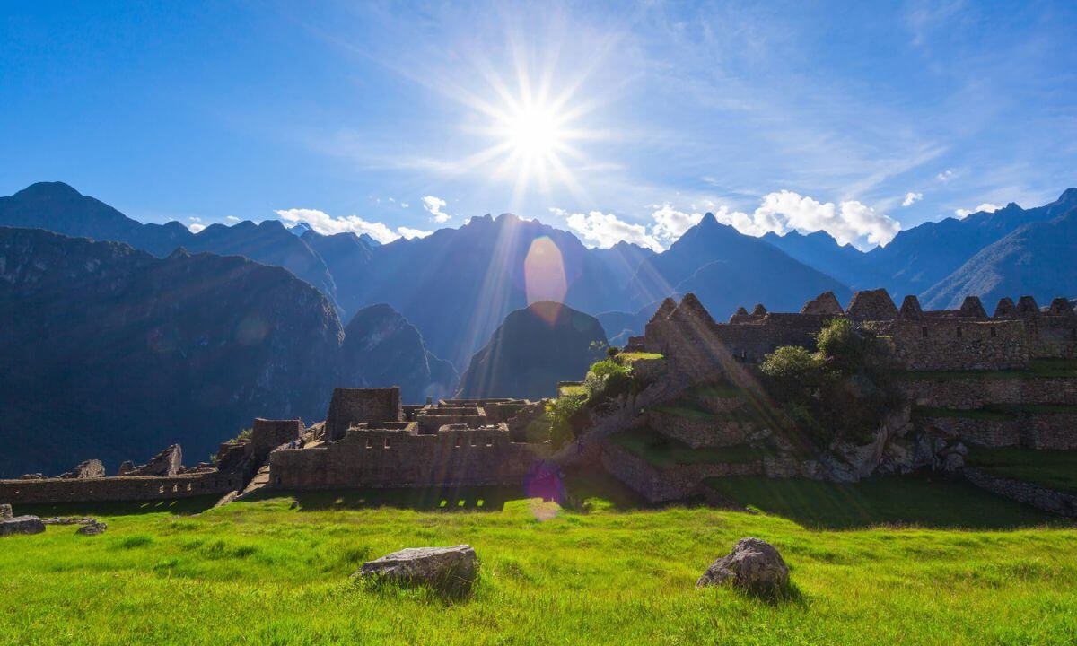 Machu Picchu’s Golden Hours: Best Photography Spots