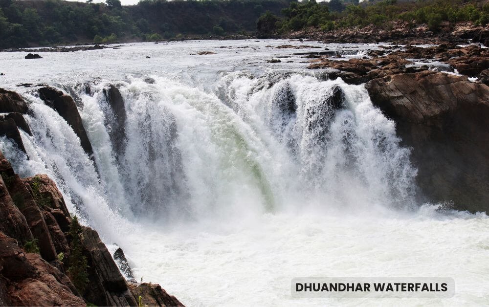 Dhuandhar Waterfalls