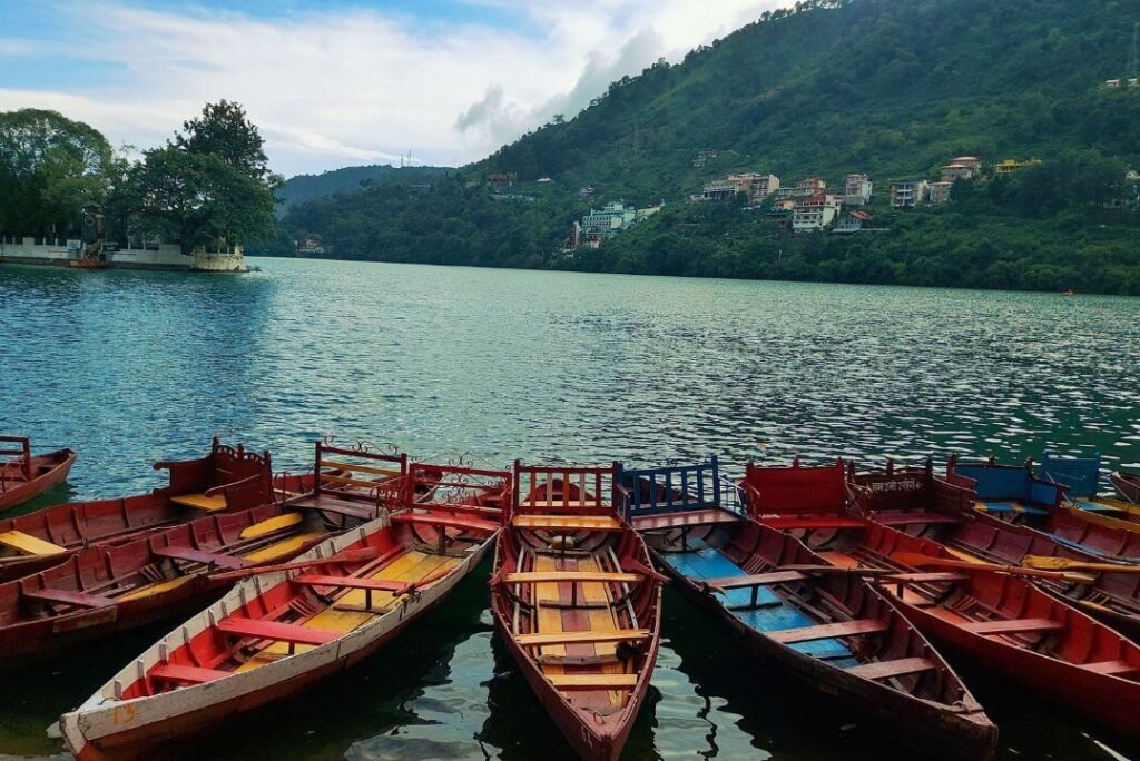 Nainital’s Lakeside Romance: Top Spots for Dreamy Pre-Wedding Photoshoots