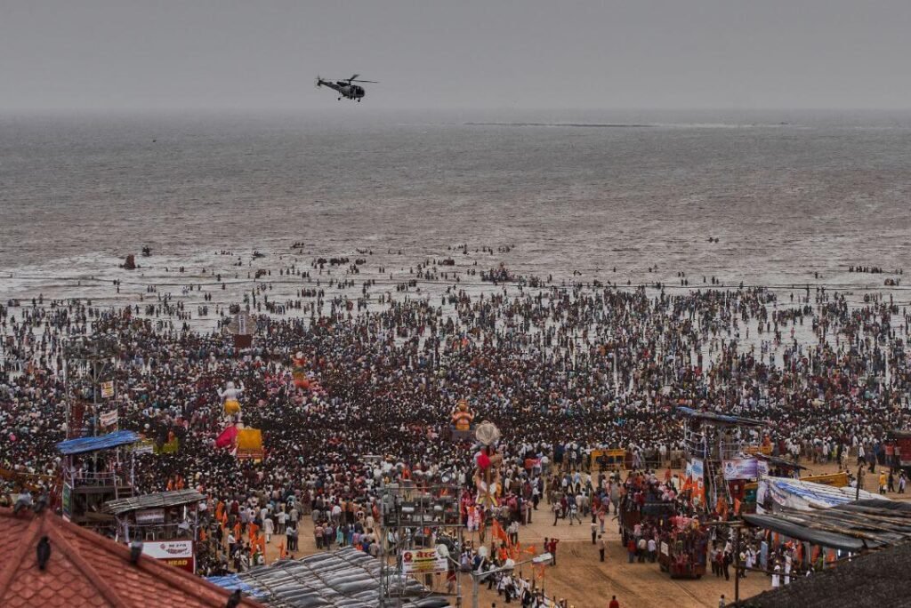 Top Ganesh Visarjan Spots in Mumbai for Photos in 2025