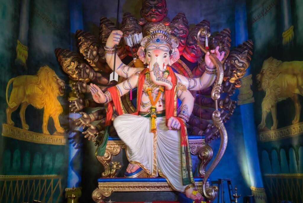 Top Ganesh Pandals in Mumbai for Stunning Photos 2025