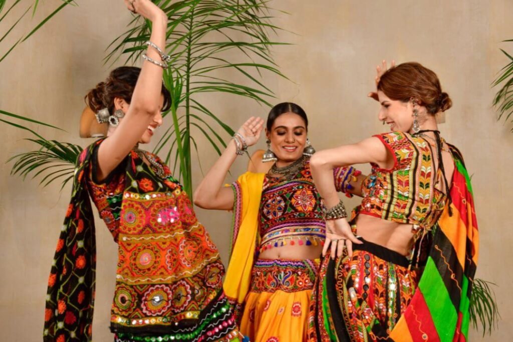 Garba Nights Mumbai 2025: Best Places to Dance This Navratri