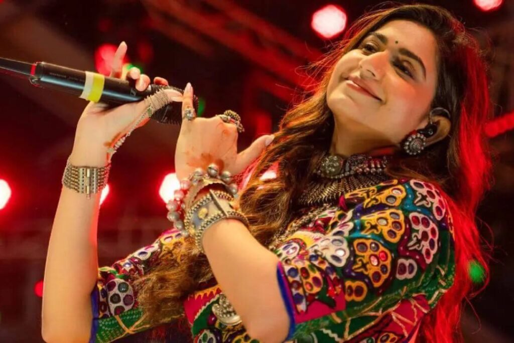 Navratri Utsav with Kinjal Dave 2025: Gujarat’s Young Garba Queen in Action