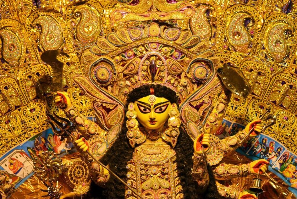 Kolkata Durga Puja Pandal Guide 2025 | Best Pandals to Visit