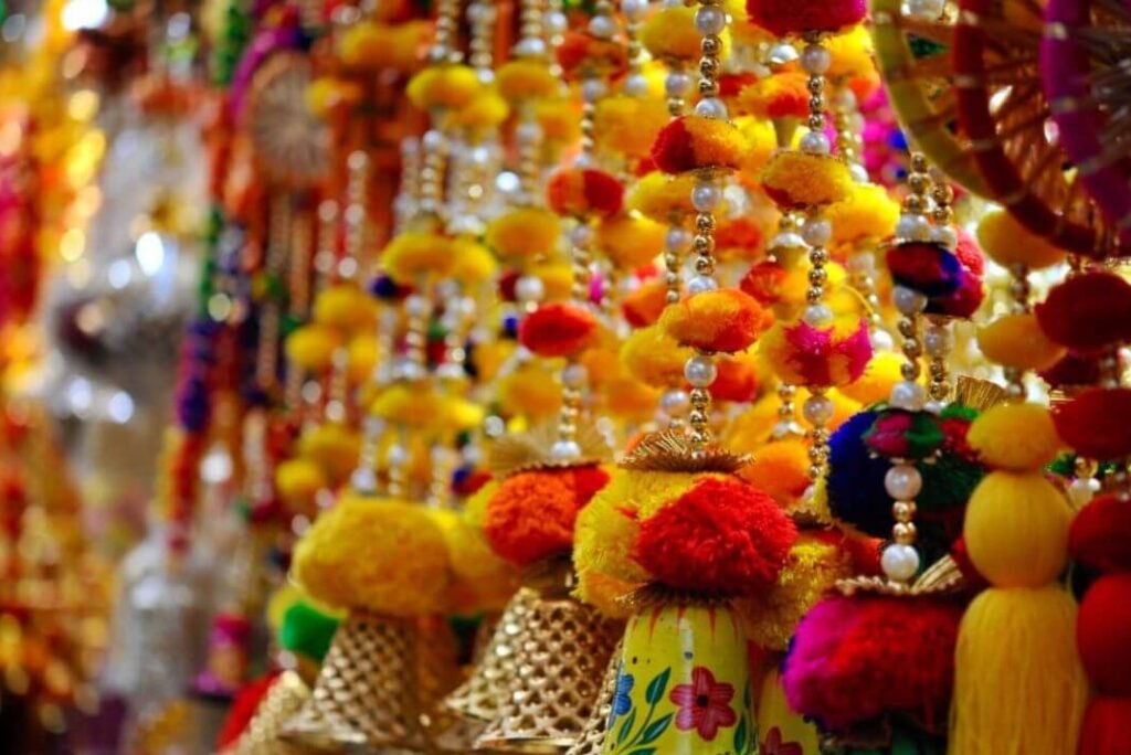 Top 10 Diwali Street Markets in Delhi for Photography