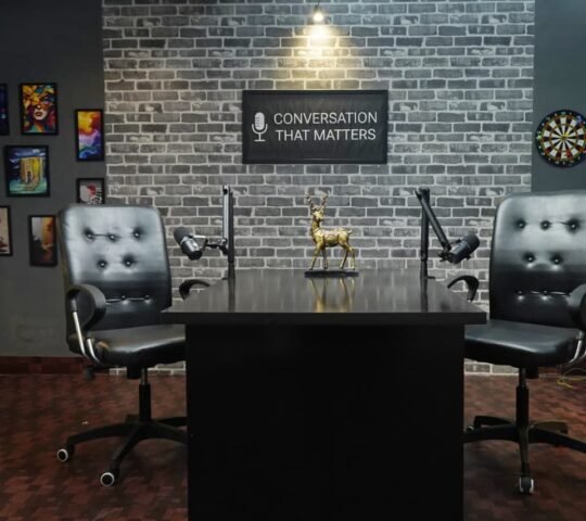 Best Studio for Podcast & Video Shoot in Lucknow, Uttar Pradesh, SL086 Best Studio for Podcast & Video Shoot in Lucknow, Uttar Pradesh, SL086