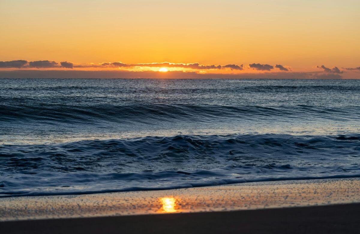 Mumbai New Year Sunrise Spots to Start the Year Calmly