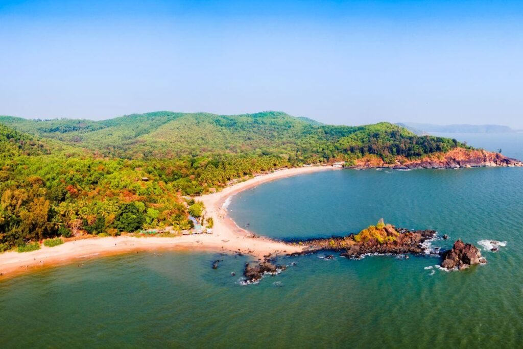 Secluded Coastal Trails and Cliff Walks in India