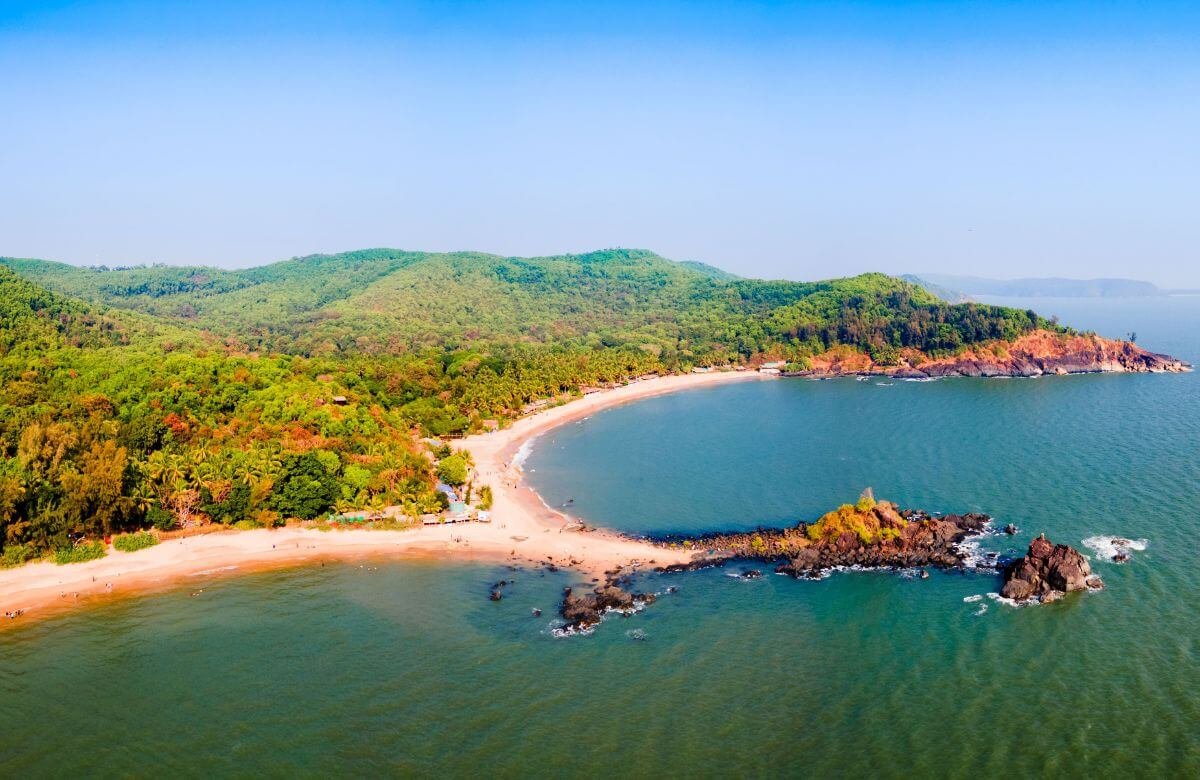 Secluded Coastal Trails and Cliff Walks in India