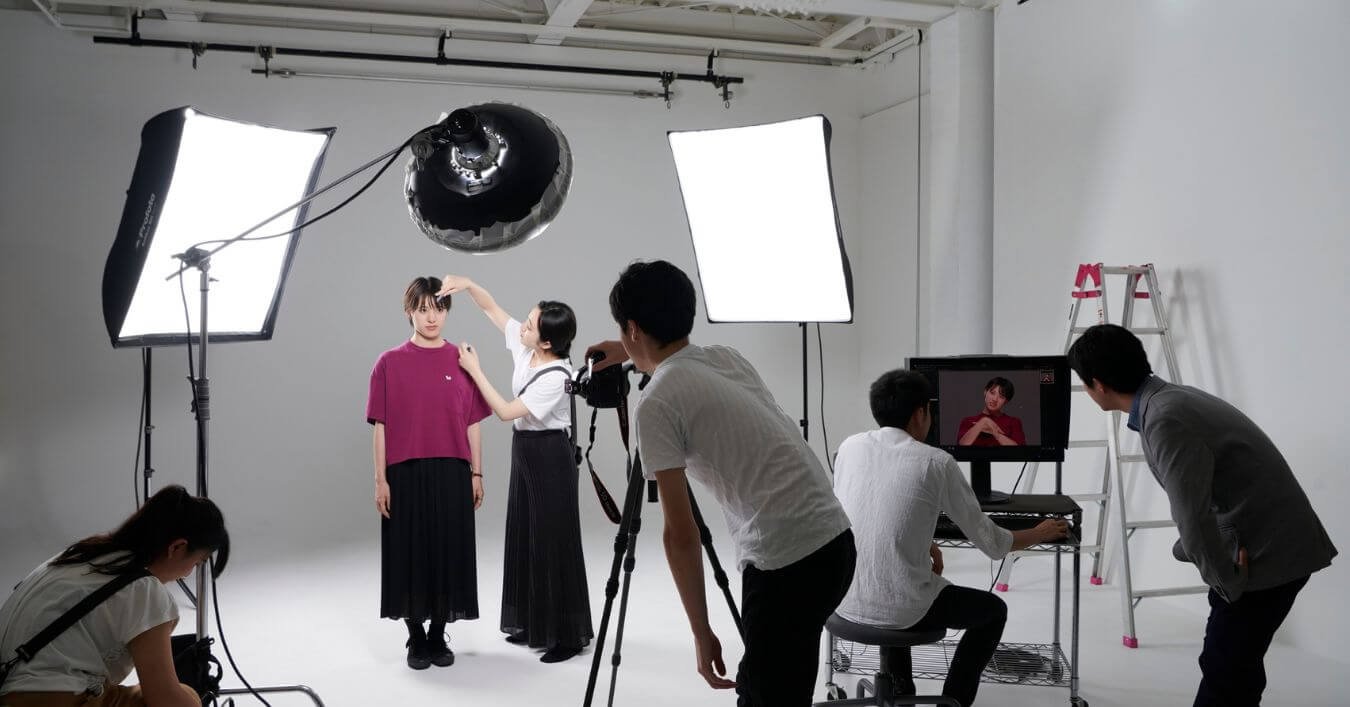 Influencer studio hire Mumbai sceneloc8.com